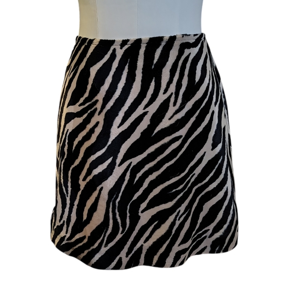Y2K Wrapper Black and White Zebra Print Mini Skirt Size 7 To 8 Juniors